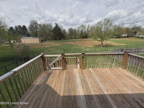 6408 Mossy Oaks Dr in Louisville, KY - Building Photo - Building Photo