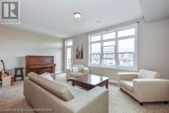74 Cardigan St in Guelph, ON - Building Photo - Building Photo