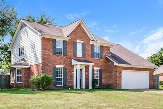 6671 Hidden Fern Ln E in Memphis, TN - Building Photo - Building Photo