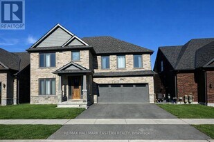 534 Macintosh Grove in Peterborough, ON - Building Photo