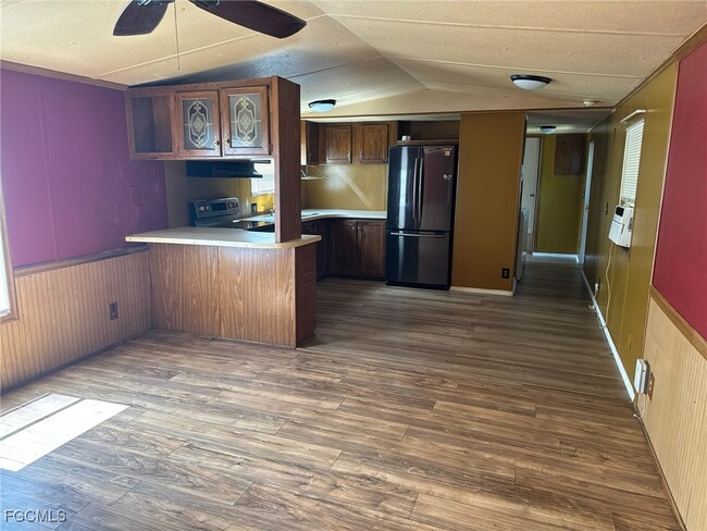 714 Higgins Rd in North Fort Myers, FL - Building Photo - Building Photo