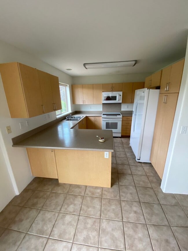 property at 92-1481-1481 Punawainui St