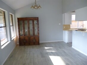 2822 Mesquite Dr in Sugar Land, TX - Building Photo - Building Photo