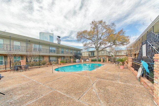 property at 3131 Southwest Fwy