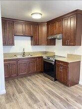 5828 1/2 N Vista Street Unit in San Gabriel, CA - Foto de edificio - Building Photo