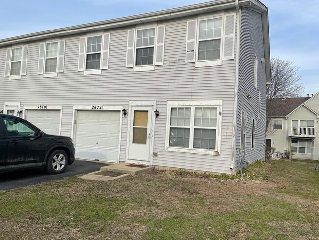 2872 Cedar Glade Dr in Naperville, IL - Building Photo - Building Photo