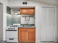 418 S Durham St photo'