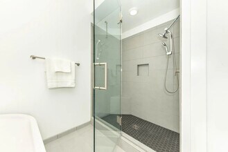 218 W Kingsley St in Ann Arbor, MI - Building Photo - Building Photo