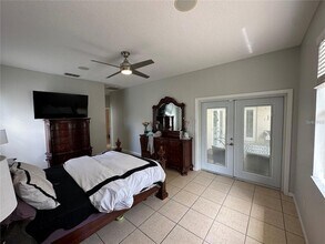 2721 Athens Dr in Leesburg, FL - Foto de edificio - Building Photo