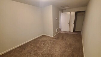 14603 SE 7th Way in Vancouver, WA - Building Photo