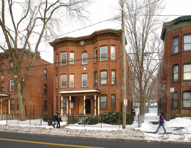 418-420 Garden St in Hartford, CT - Building Photo - Building Photo