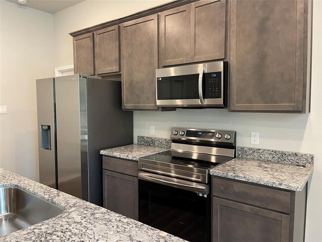 101 Delaware Dr in Montgomery, TX - Building Photo - Building Photo