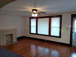 1031 Arthur Ave, Unit 1031 in Racine, WI - Building Photo - Building Photo