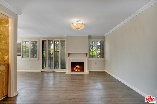 12124 Goshen Ave-Unit -206 in Los Angeles, CA - Building Photo - Building Photo