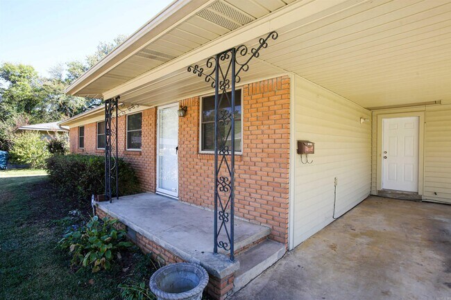 29 Meadowbrook Dr in Little Rock, AR - Building Photo - Building Photo