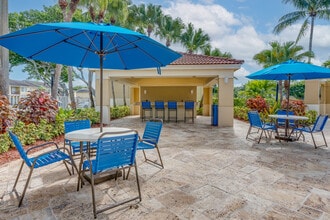 Colony Lakes in Homestead, FL - Foto de edificio - Building Photo