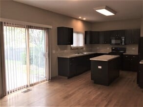 13144 Blackstone Ln in Plainfield, IL - Building Photo - Building Photo