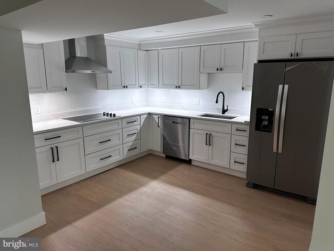 property at 7506 Wellesley Dr
