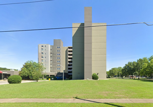 Birmingham Overlook in Birmingham, AL - Building Photo - Primary Photo