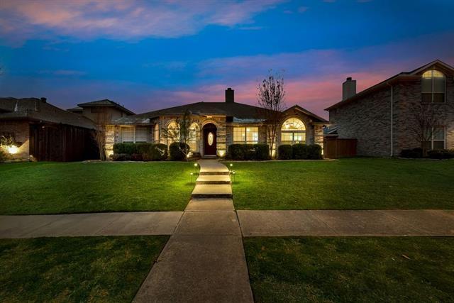 8318 Luna Dr in Rowlett, TX - Building Photo