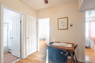 Charles St Furnished Harv/MITPost-Doc House in Cambridge, MA - Foto de edificio - Interior Photo