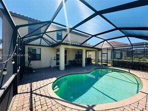 11276 Reflection Isles Blvd in Ft. Myers, FL - Building Photo - Building Photo