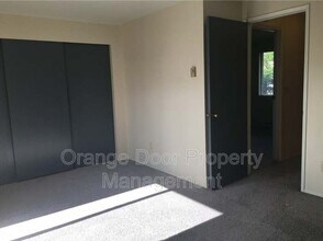 2710 Initial Pl in Enumclaw, WA - Building Photo - Building Photo