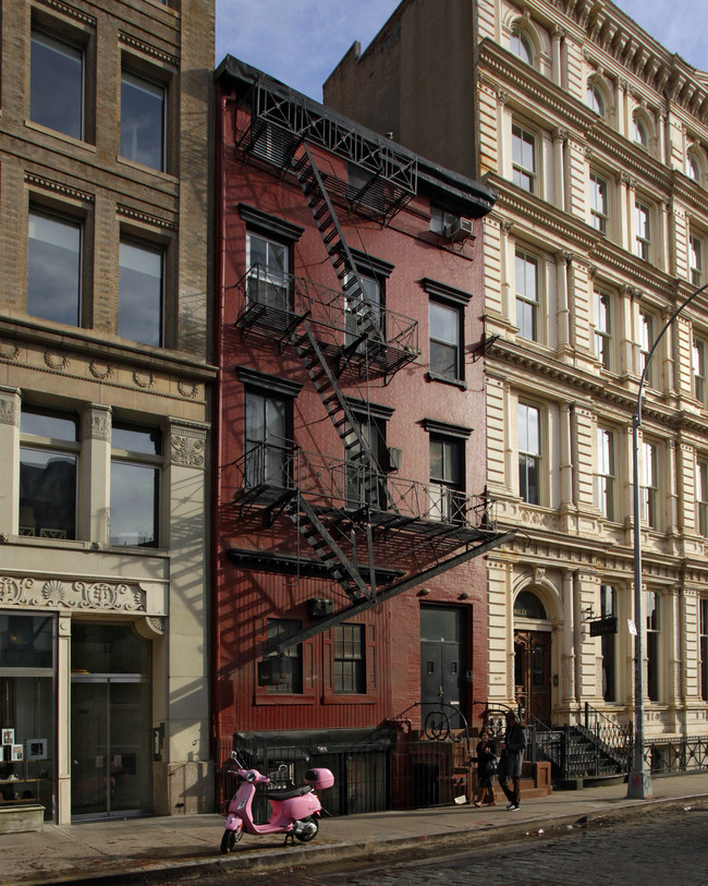 52 Bond St in New York, NY - Foto de edificio - Building Photo