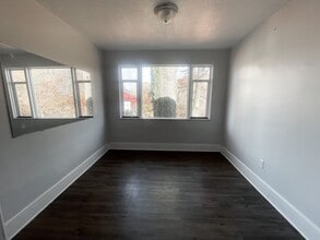 1208 Strahley Pl in Pittsburgh, PA - Building Photo - Building Photo