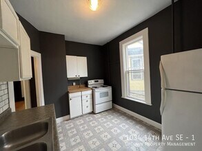 1034 14th Ave SE in Minneapolis, MN - Building Photo - Building Photo