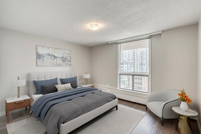 Hull Estates in Calgary, AB - Building Photo - Building Photo
