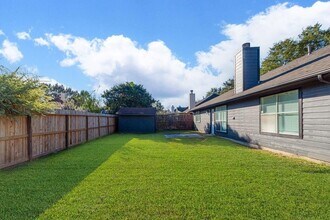 3718 Brighton Ln in Pearland, TX - Building Photo - Building Photo