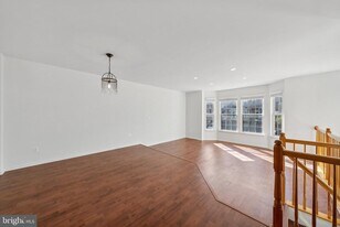 4175 Vernoy Hills Rd in Fairfax, VA - Building Photo