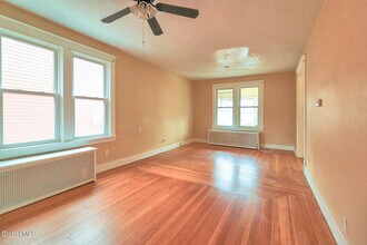 1369 Santa Fe St in Schenectady, NY - Building Photo - Building Photo