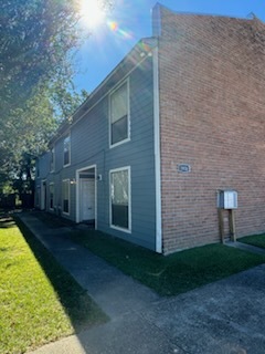 1930 Southpointe Dr in Baton Rouge, LA - Building Photo