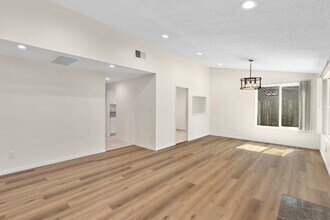 8911 Pinecrest Ave in San Diego, CA - Building Photo - Building Photo