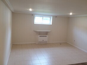 822 Kingsland Ln in Fort Lee, NJ - Building Photo - Building Photo