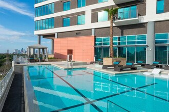 2022 Holcombe Blvd in Houston, TX - Building Photo - Building Photo