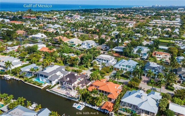 656 16th Ave S in Naples, FL - Building Photo - Building Photo