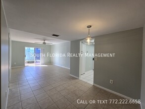 950 S Kanner Hwy in Stuart, FL - Building Photo - Building Photo