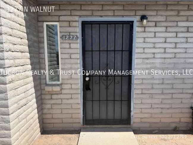 property at 1277 N Walnut Blvd