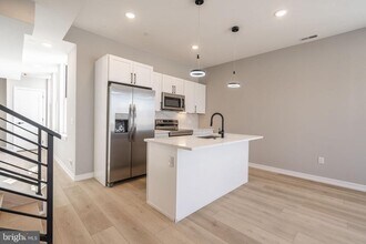 713 S Mildred St in Philadelphia, PA - Building Photo - Building Photo