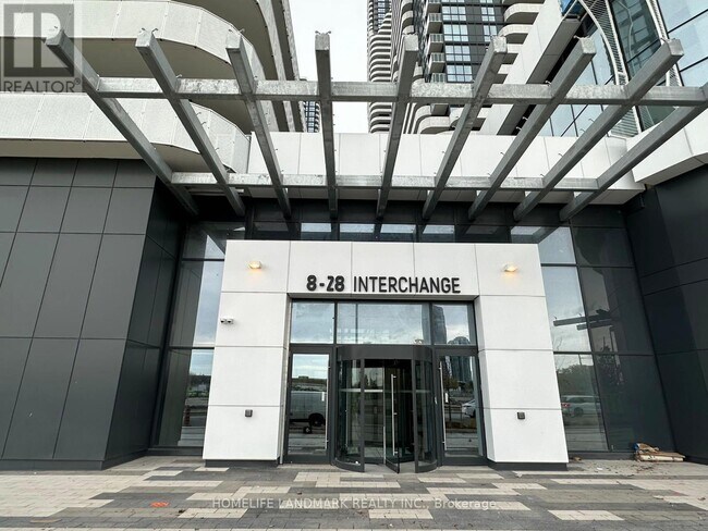 28 Interchange Wy in Vaughan, ON - Building Photo - Building Photo