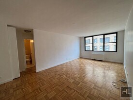 EAST 49 STREET, Unit 8H in New York, NY - Building Photo