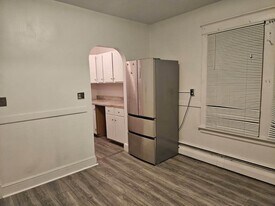 77 Ross St in Waterbury, CT - Building Photo