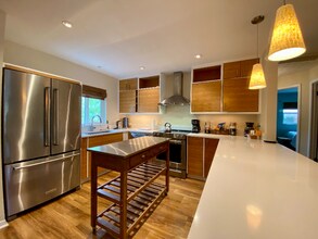 4300 Beach Dr SE in St. Petersburg, FL - Building Photo - Building Photo