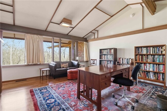 951 Pembroke Rd in Fayetteville, AR - Building Photo - Building Photo