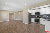 22014 Covello St in Los Angeles, CA - Building Photo - Building Photo