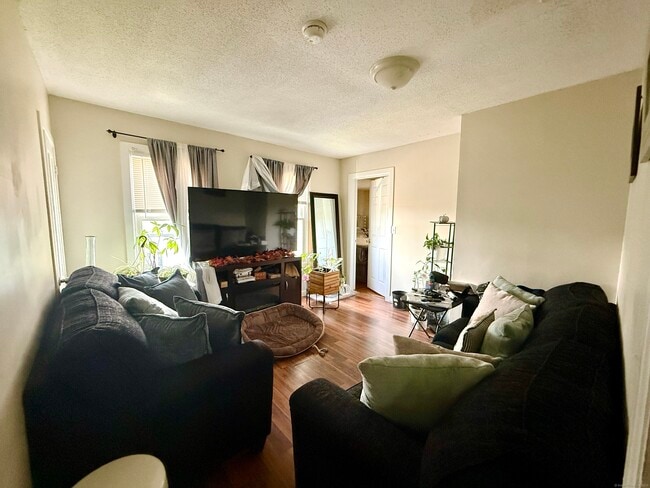 12 South St in New Britain, CT - Building Photo - Building Photo