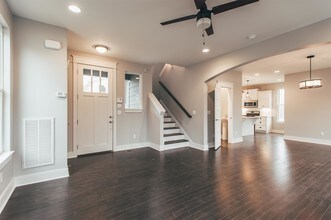 2134 15th Ave N in Nashville, TN - Building Photo - Building Photo